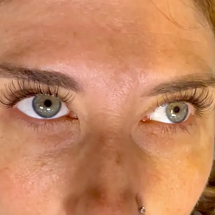 Lash extensions on both eyes, mapped so the two lash lines match each other